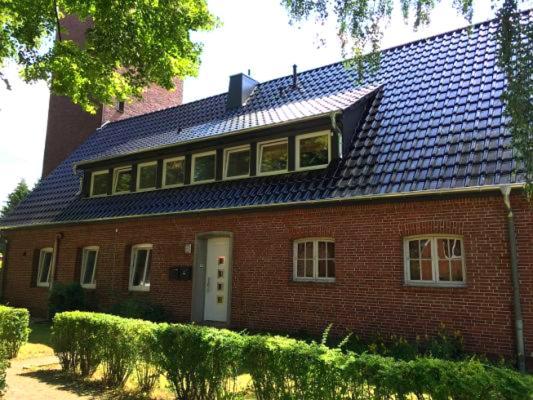 Ferienwohnungen Arp "2D" Mit Terrasse Und Parkplatz Itzehoe Exteriér fotografie